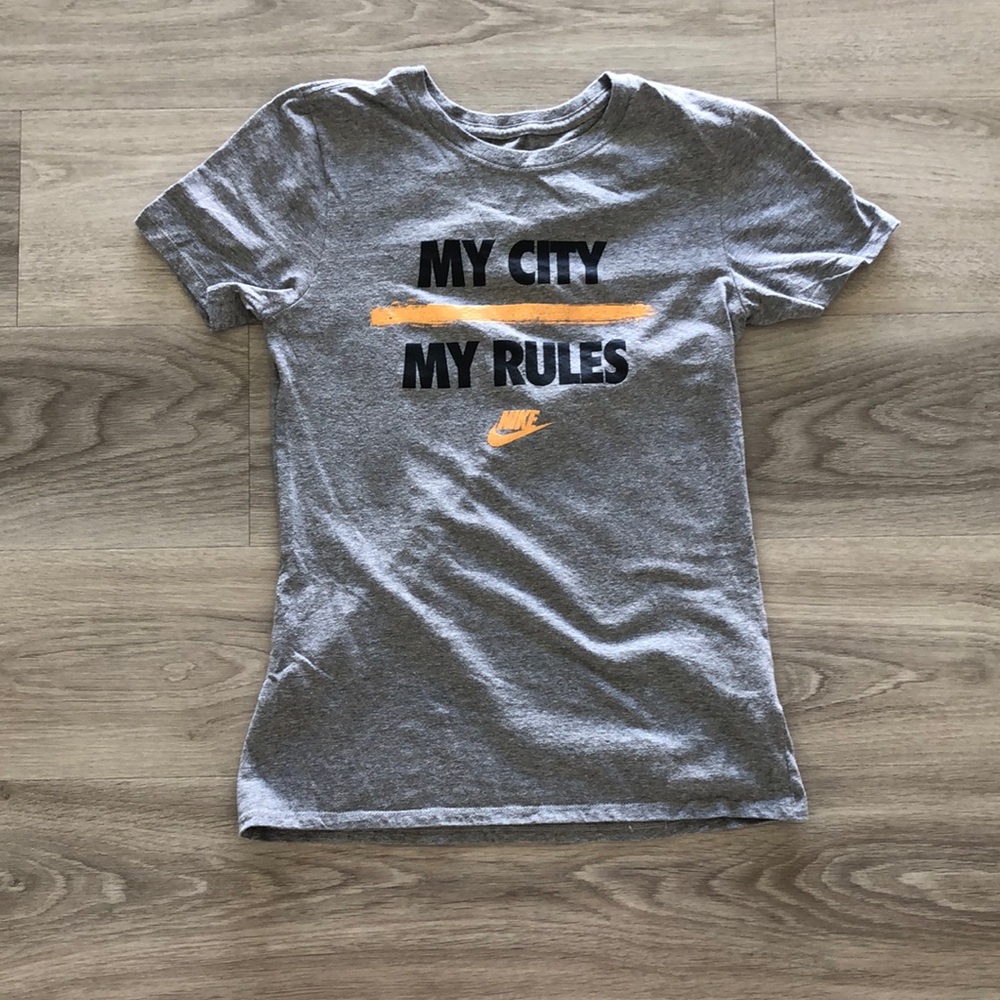 Women’s Nike T-Shirt